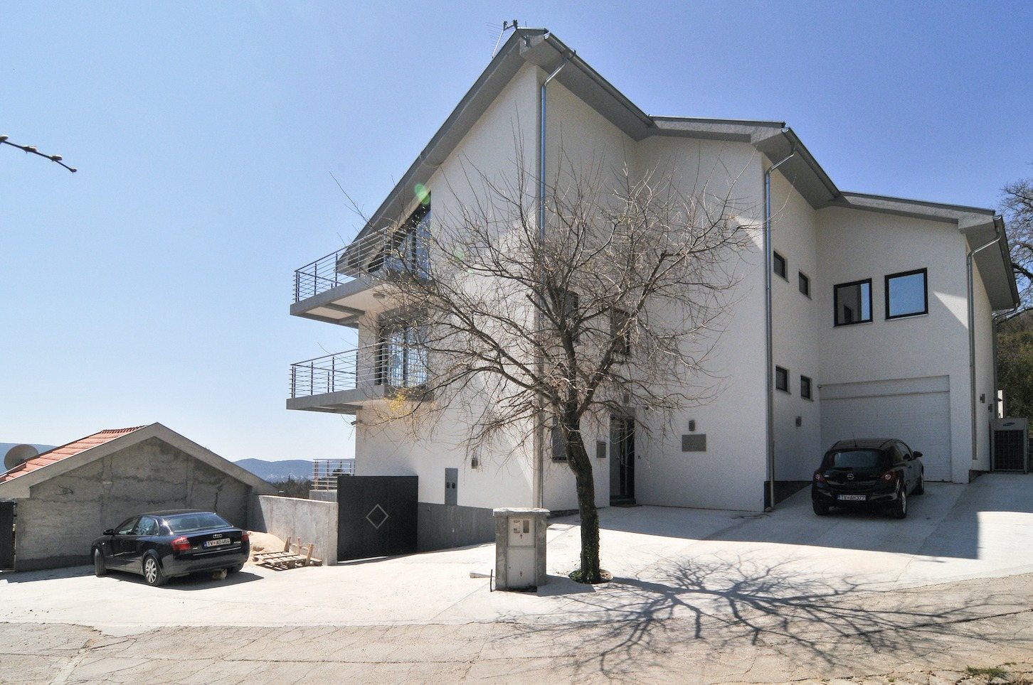 Villa Katarina — Villa exterior and entrance